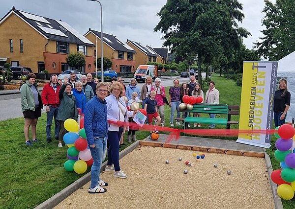 Foto opening Jeu de boulesbaan in de Erflanden